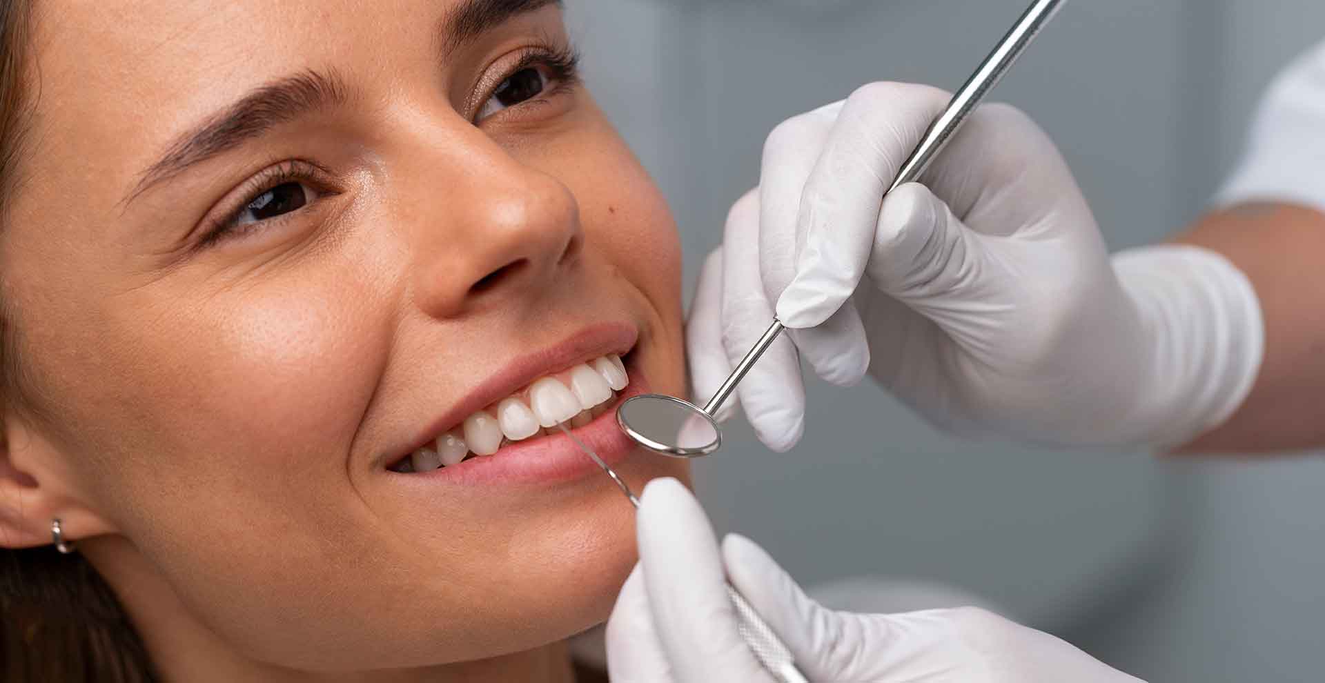 Dünyaca Ünlü İmplant Markaları ve Aralarındaki Farklar